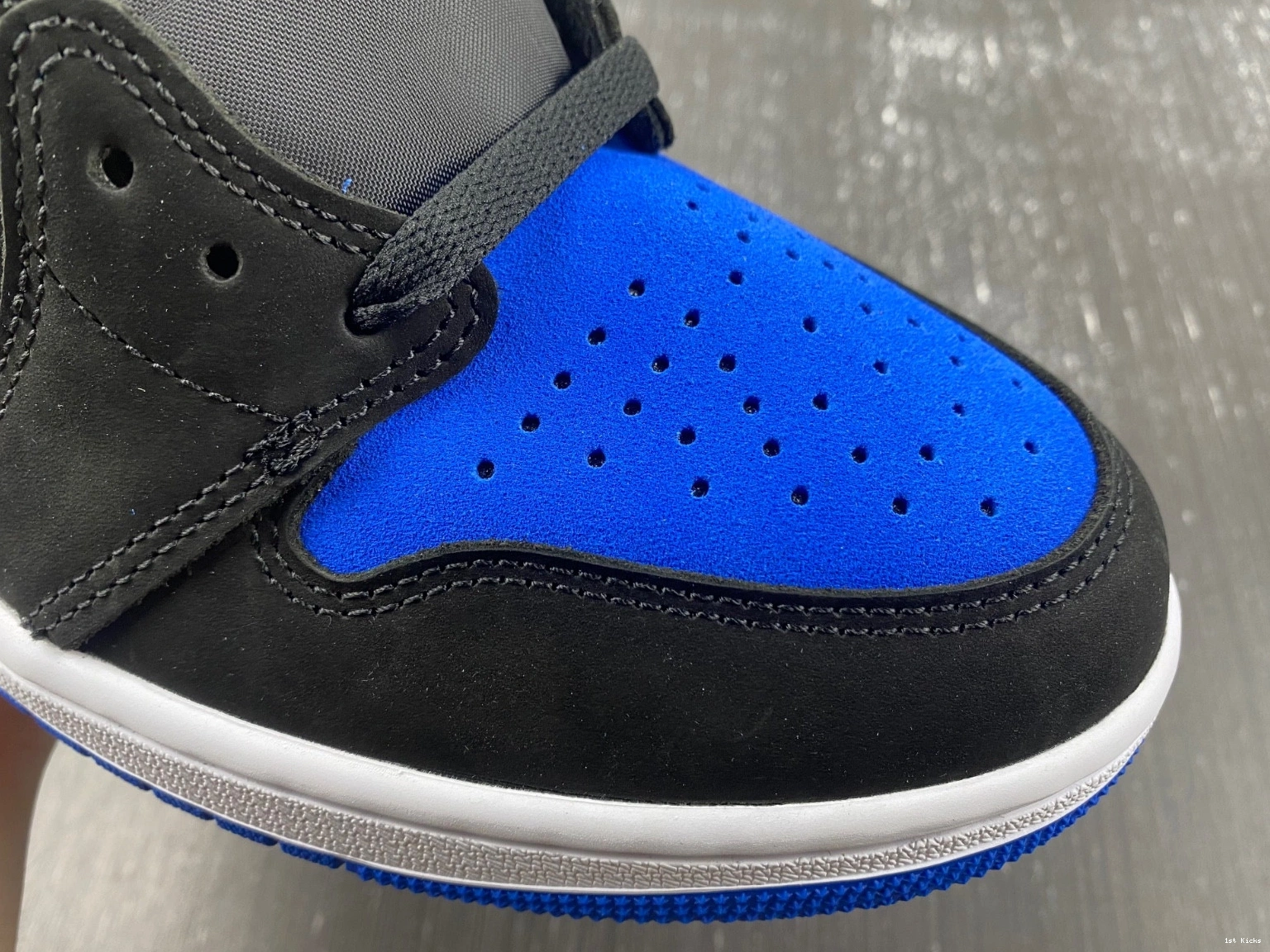 1 Jordan Royal Suede DZ5485-042 Air 1102